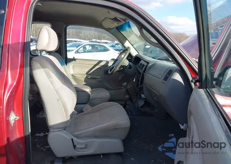 2001 Toyota Tacoma from USA, damaged, VIN 5TEWM72N51Z726132